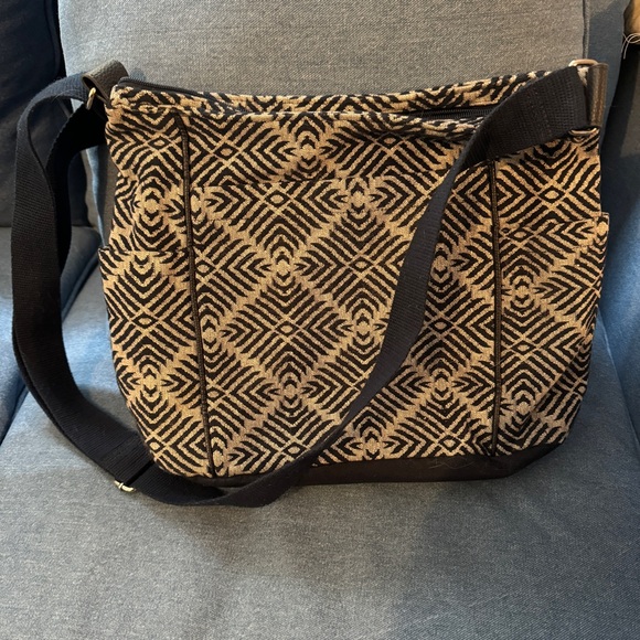 Casual Carry-All Purse - Diamond Weave - Thirty One - Picture 5 of 5